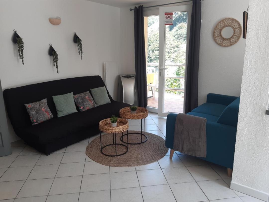 Appartement 3 Pieces Dans Maison Individuelle Entre Mer Et Montagnes Bouyon Kültér fotó